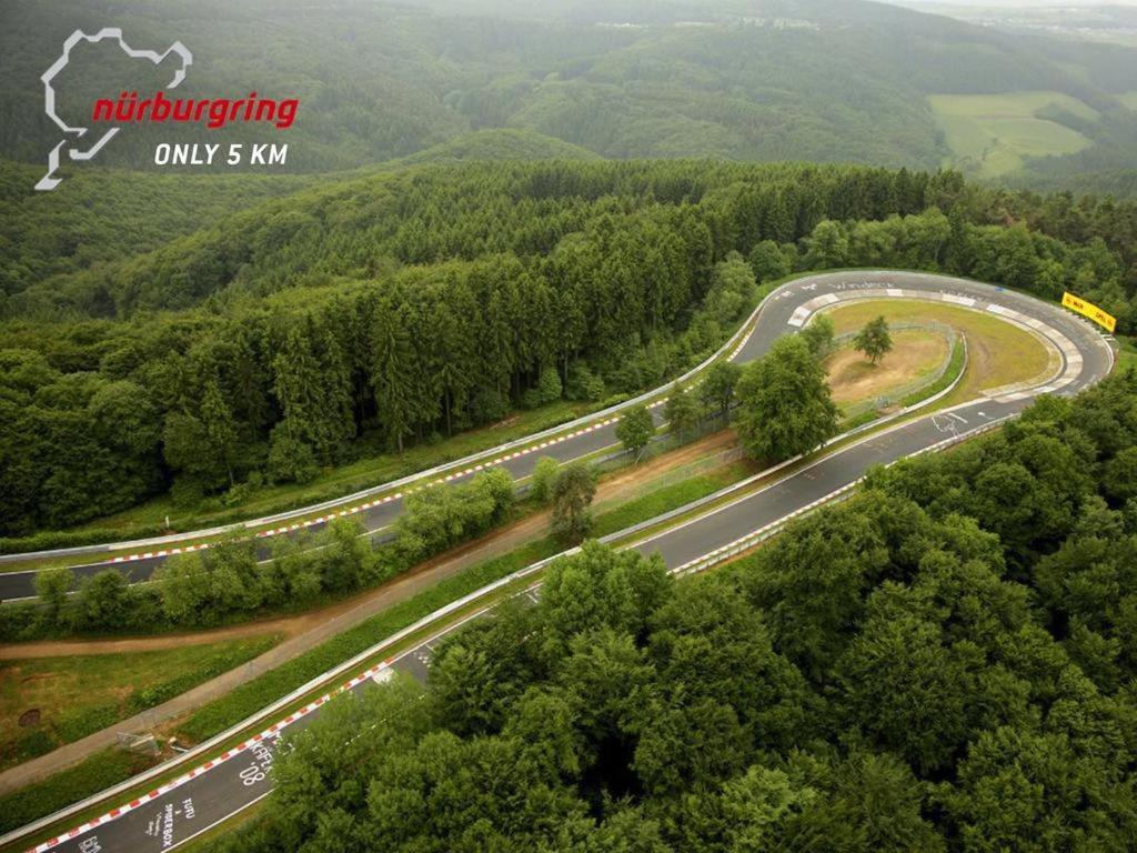 Willa Waldhaus Nearby Nuerburgring Bongard Zewnętrze zdjęcie